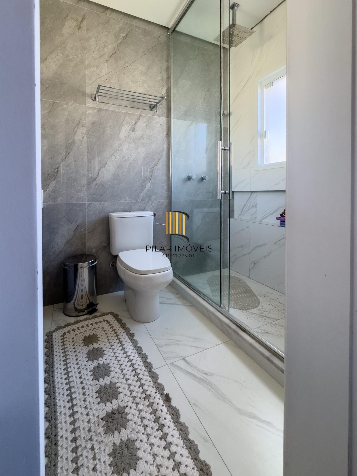 Casa em Condomínio com 3 dormitórios no bairro Vila Conceição.