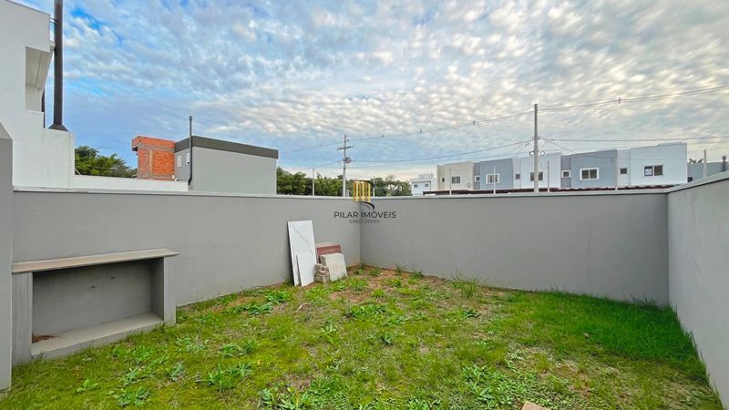 Casa Condominio em Porto Alegre, no bairro Campo Novo, com 3 dormitório(s), e 3 