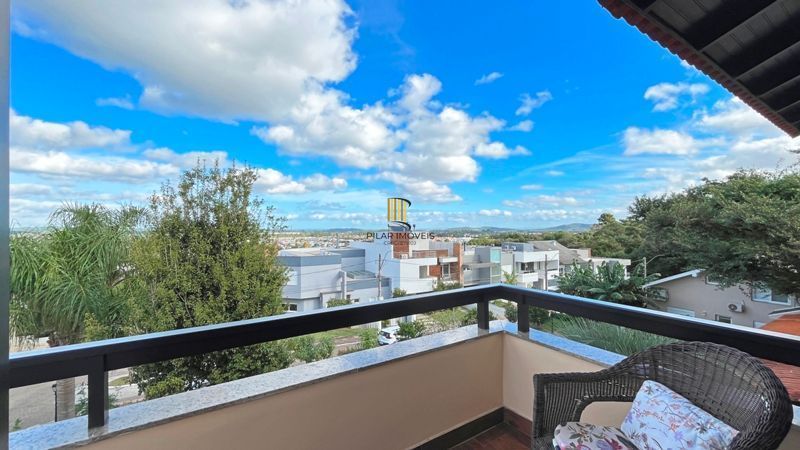 Altos do lago- Com 3 dormitórios, 3 vagas , piscina , Linda e ampla casa em cond