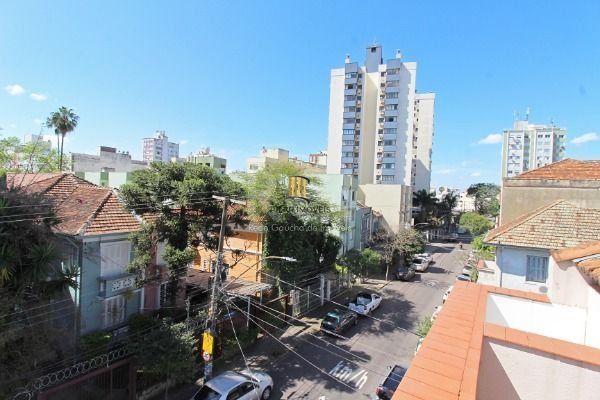 Casa para Venda - 154m², 2 dormitórios, sendo 1 suites, 2 vagas - Cidade Baixa