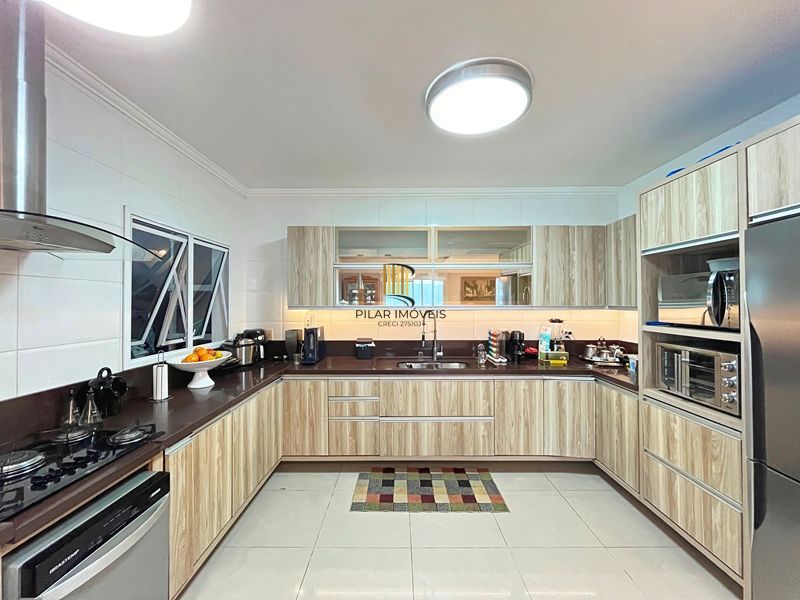 **Residência á venda no Condomínio Mountain ville  RS**