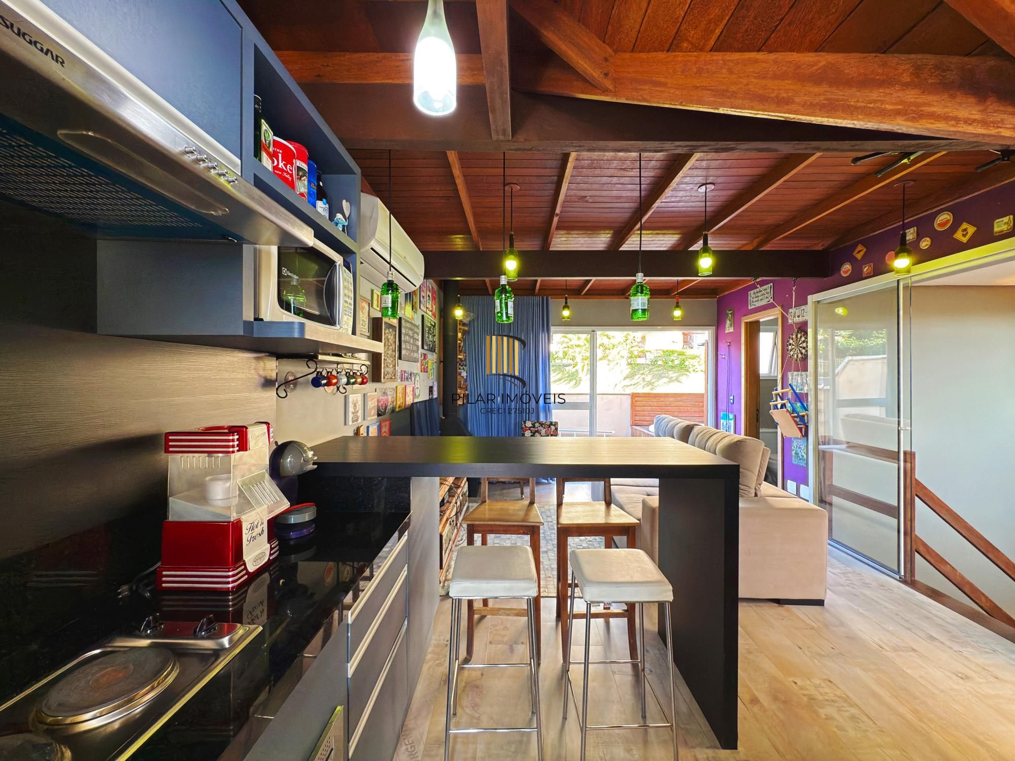 Casa de Condomínio 3 dormitórios no bairro Pedra Redonda