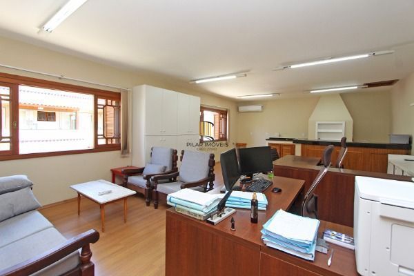 Casa para Venda - 360m², 3 dormitórios, sendo 1 suites, 4 vagas - Portal do Guar