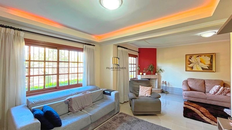 Sobrado 4 dormitórios à venda Camaquã Porto Alegre/RS