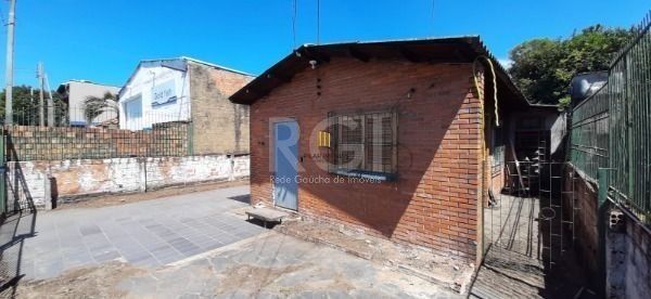 Casa para Venda - 170m², 2 dormitórios, 6 vagas - Sarandi