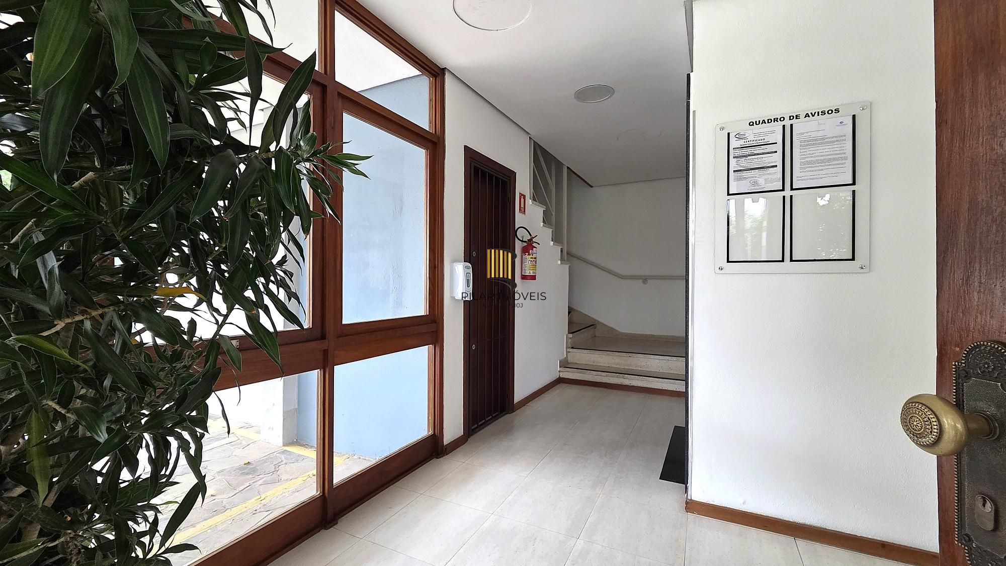 Excelente apartamento de 42m² privativos, com 1 dormitório e ótima localização na Av. Otto Niemeyer, ao lado do Zaffari.