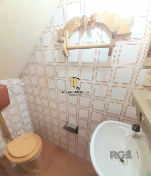 Casa Comercial em Porto Alegre, no bairro Tristeza, à venda.