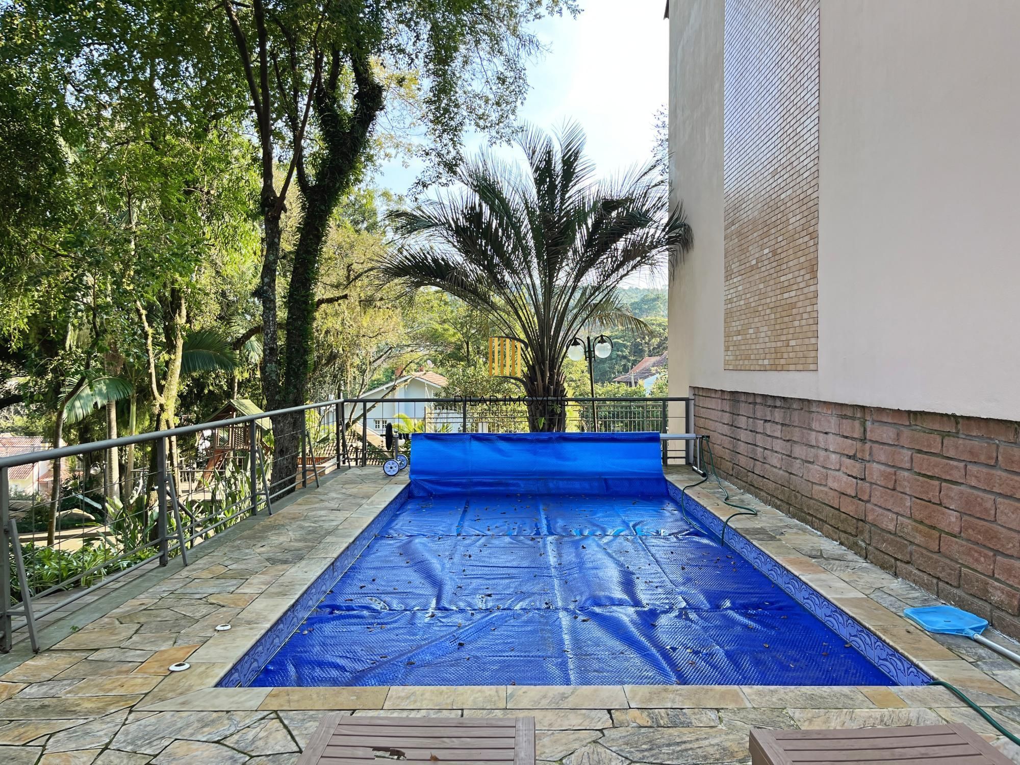 Casa em Condomínio no Jardim Isabel com 270m², 3 dormitórios, 4 vagas