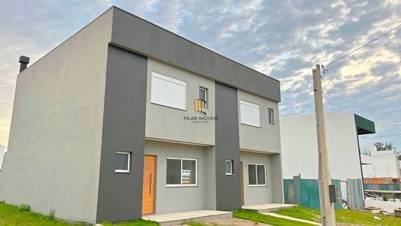 Casa Condominio em Porto Alegre, no bairro Campo Novo, com 3 dormitório(s), e 3 