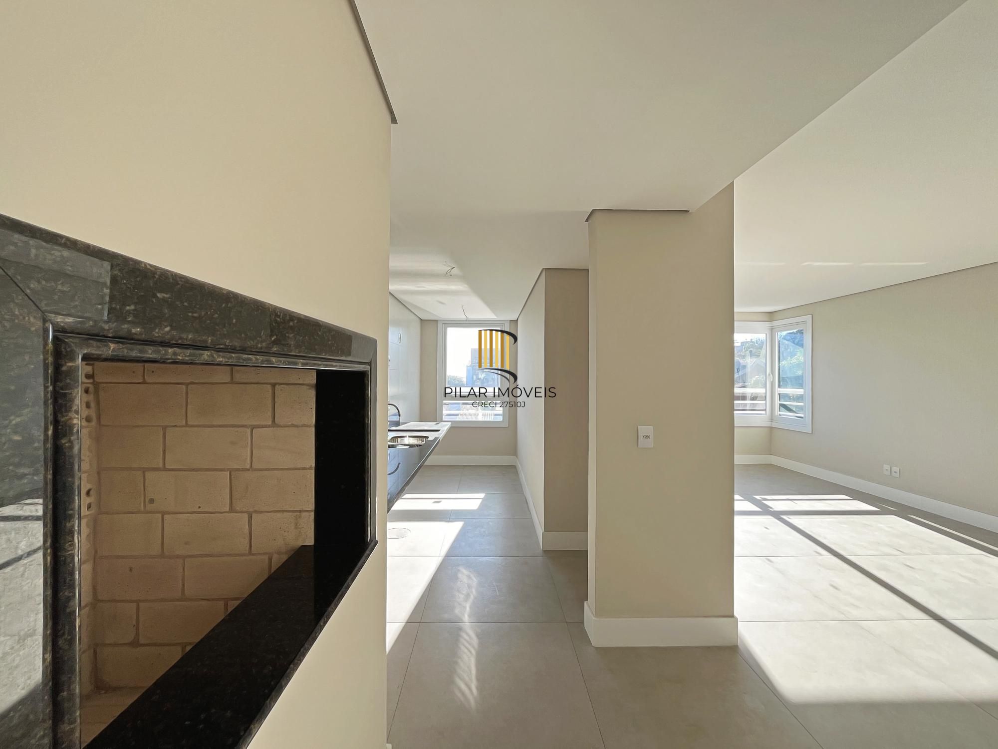 Apartamento com 3 Suítes no Cristal