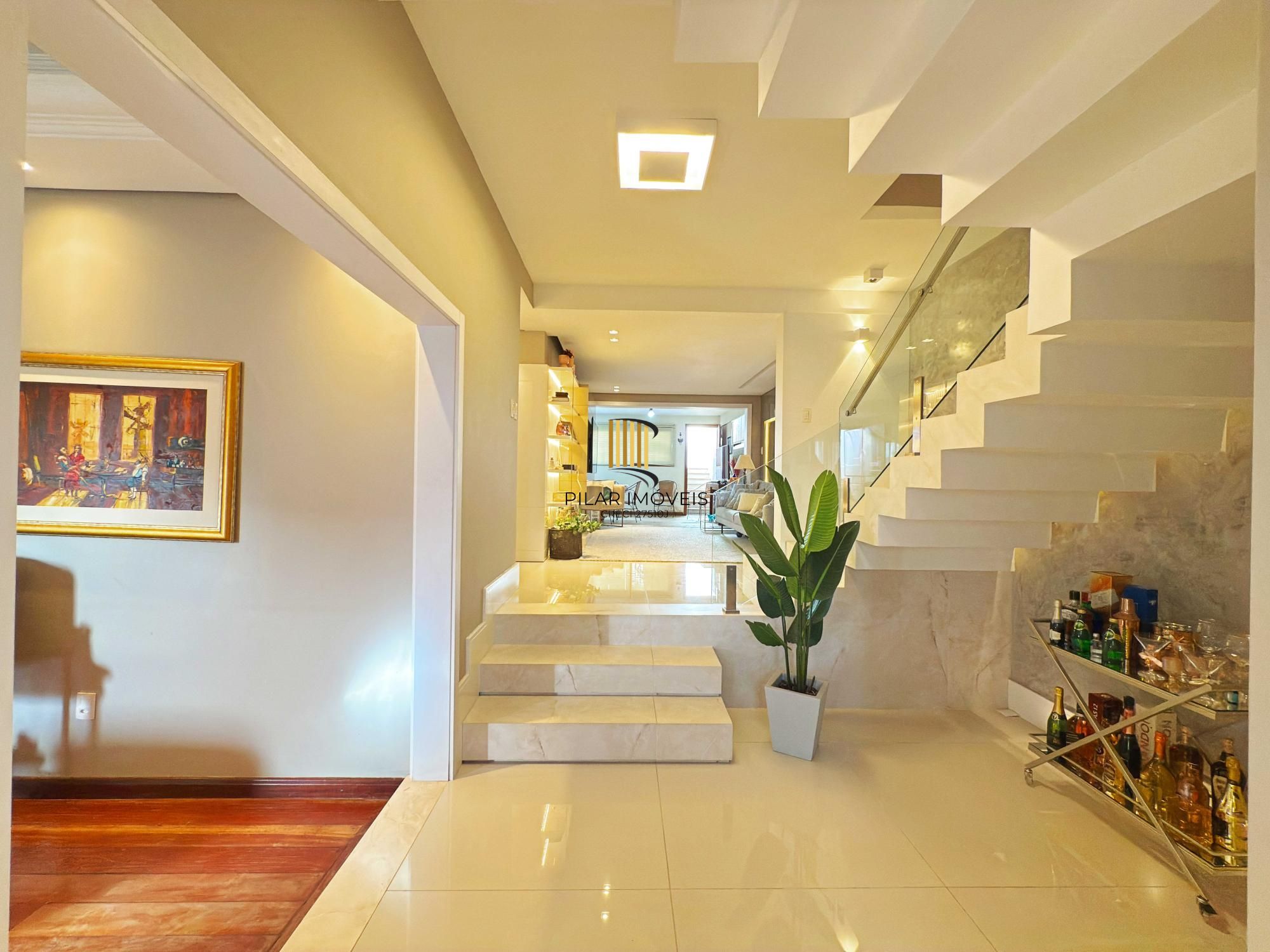 Casa 3 dormitórios no bairro Ipanema