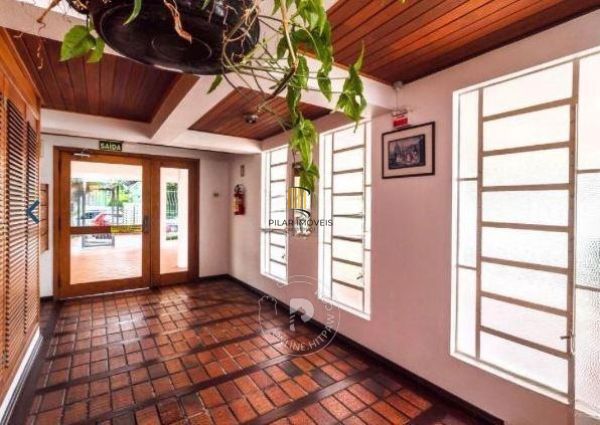 Apartamento em Porto Alegre, no bairro Camaquã, com 1 dormitório(s), e 1 banheir