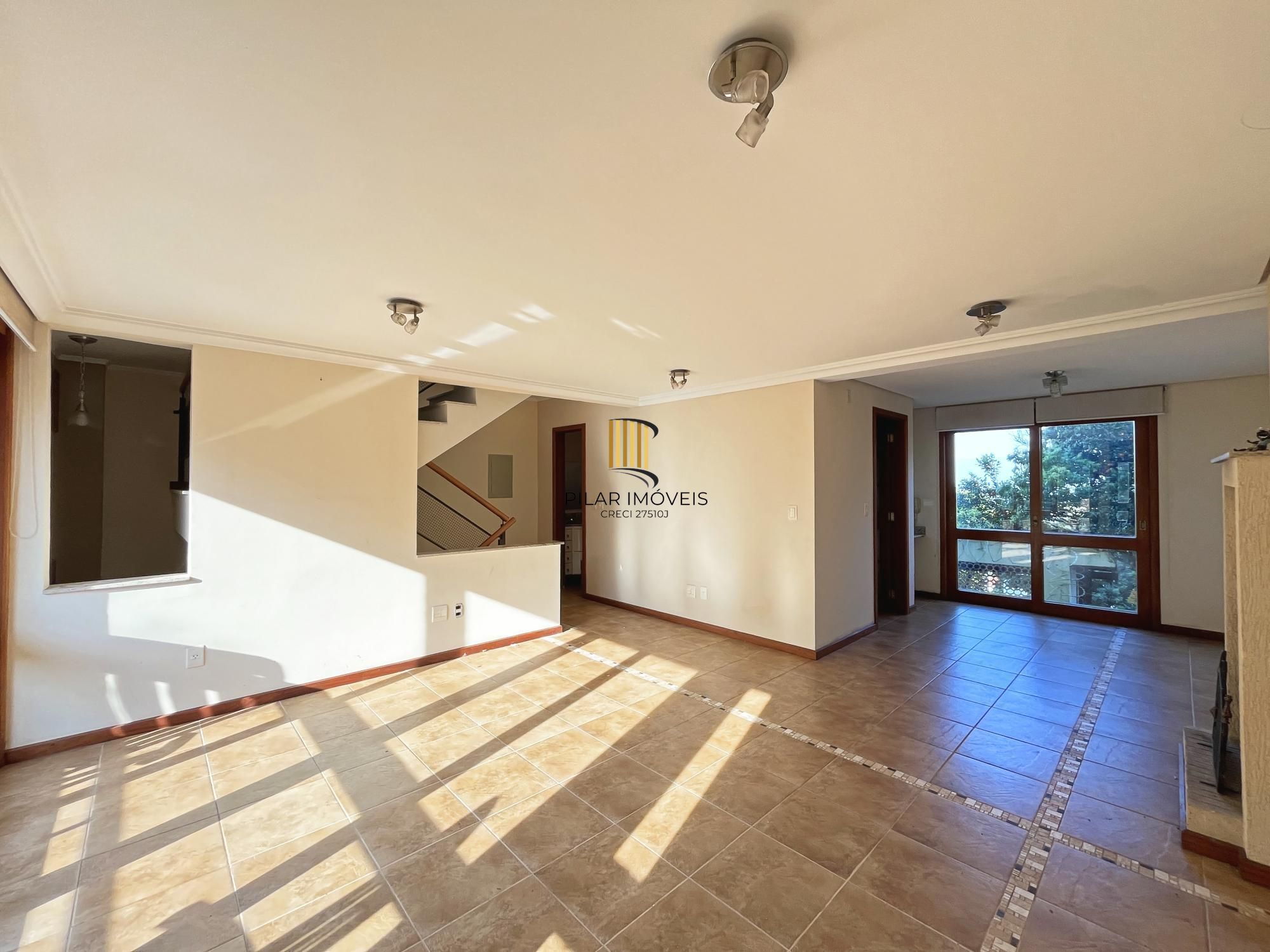 Casa em Condomínio no Jardim Isabel com 270m², 3 dormitórios, 4 vagas