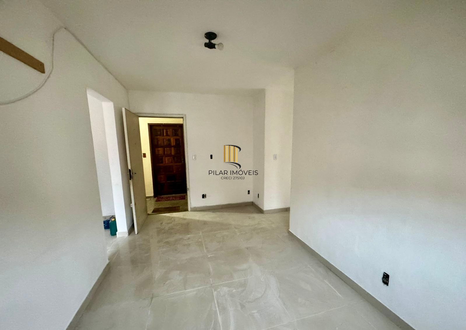 Oportunidade Única! Apartamento com 3 Dormitórios à Venda no Bairro Vila Nova.