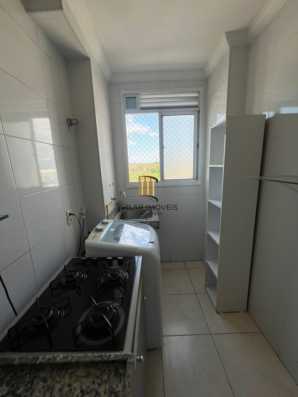 Apartamento com 2 dormitórios á venda no bairro Rubem Berta.