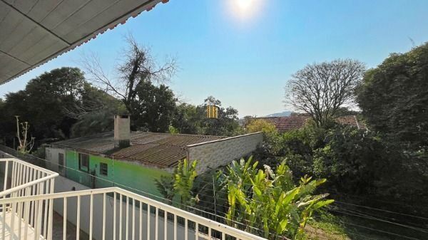 Casa Condominio em Porto Alegre, no bairro Tristeza, com 3 dormitório(s), e 3 ba