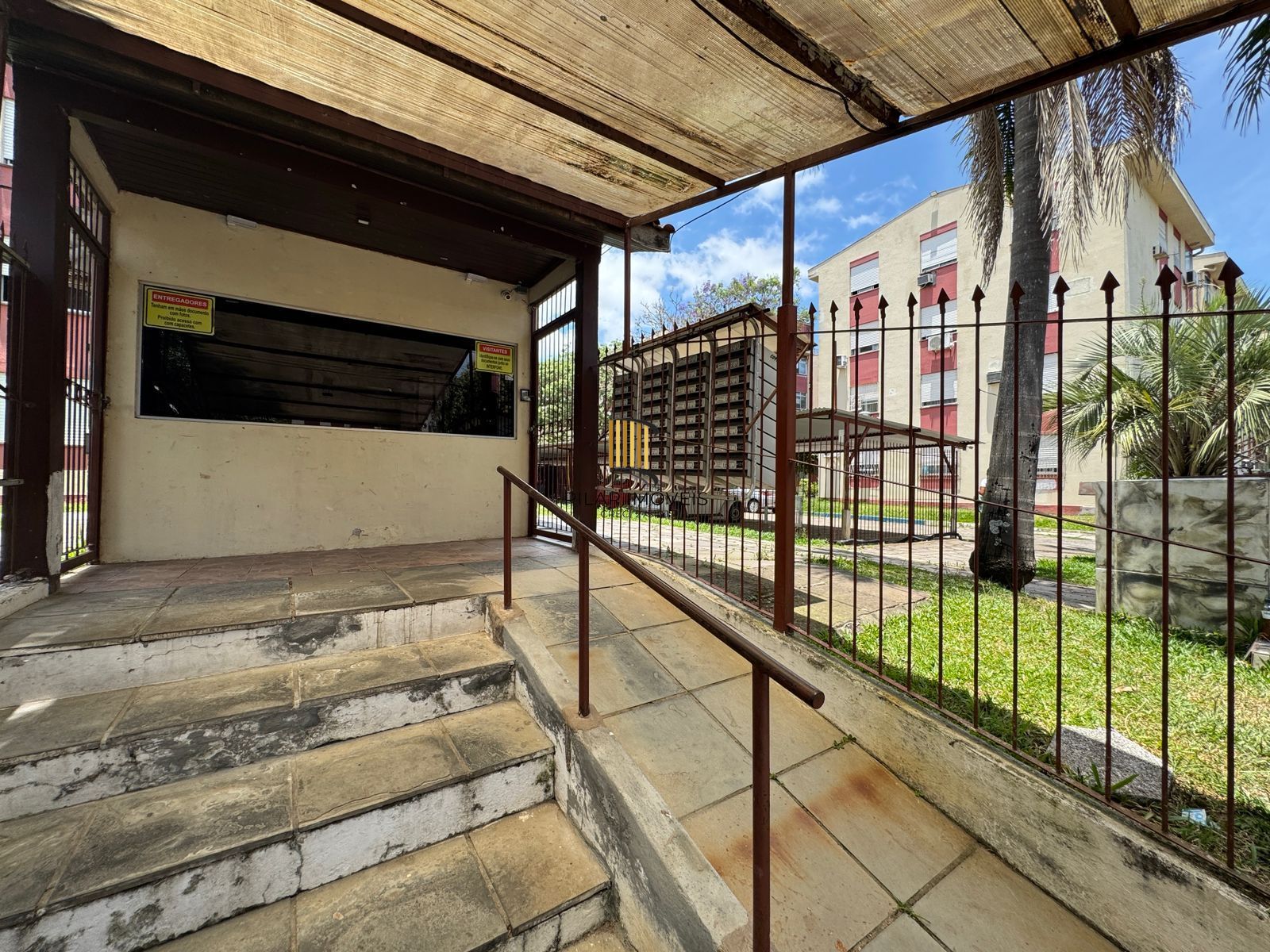 Impecável - Reformado , semi mobiliado 1D, vaga rotativa- Vila Nova