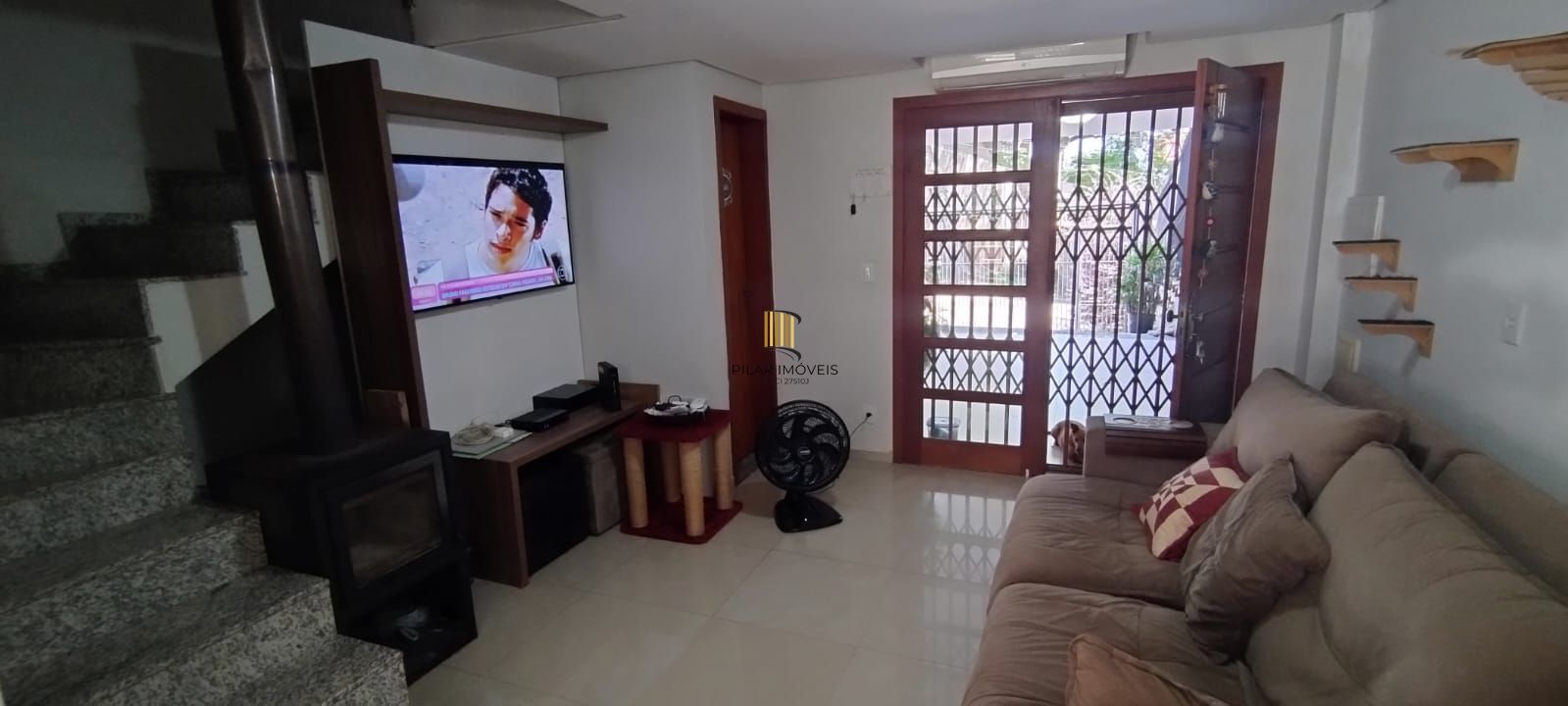 Linda Residência com 3 dormitórios, sendo 1 suíte á venda no Imperial Parque.