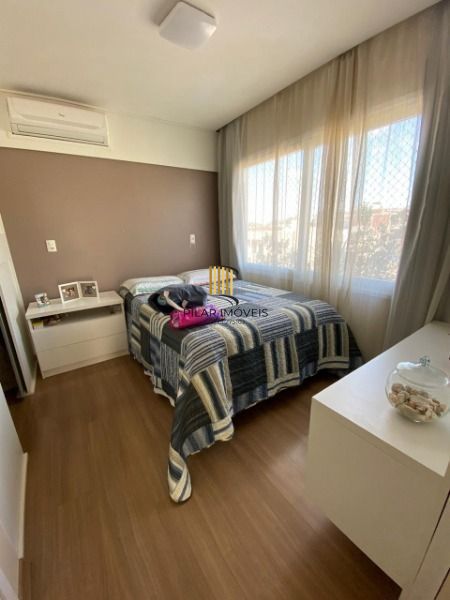 Casa para Venda - 223m², 3 dormitórios, sendo 1 suites, 2 vagas - Lagos De Nova 