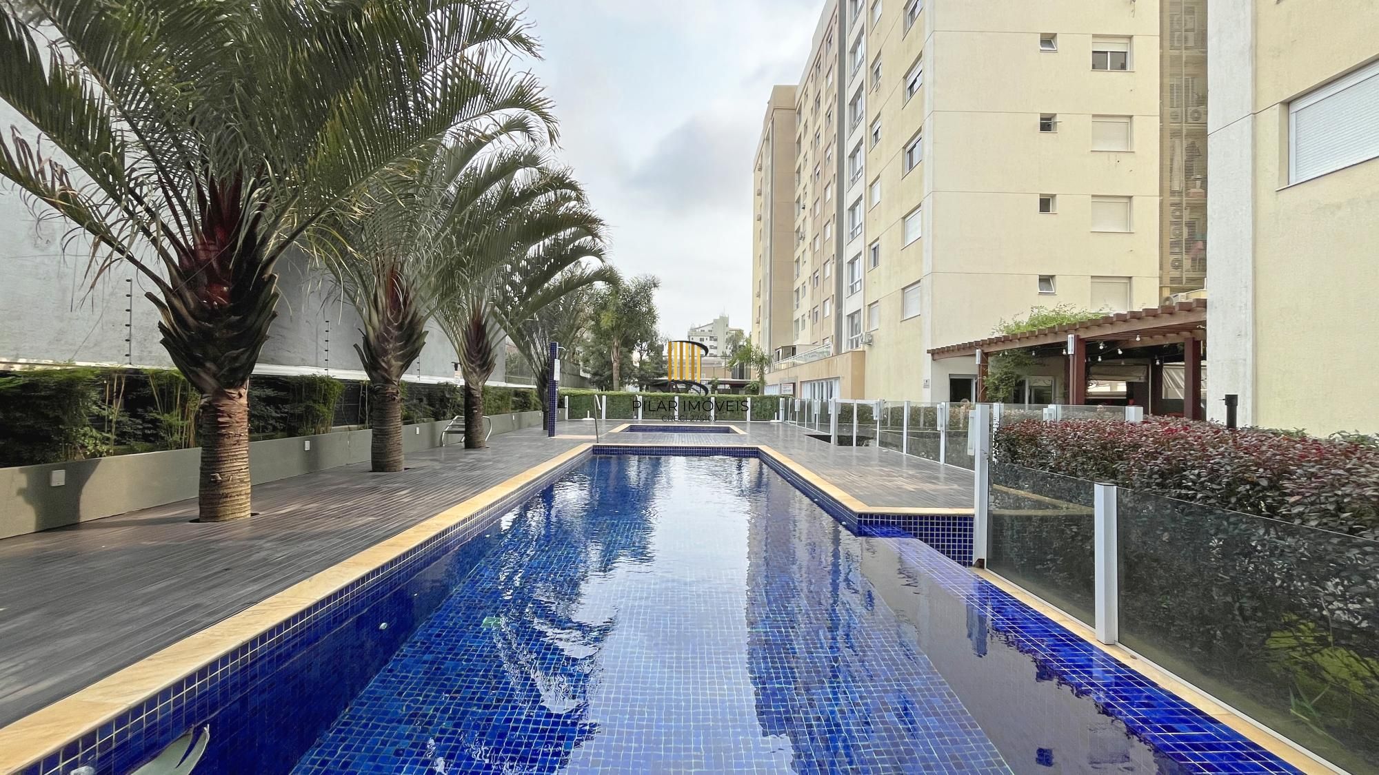 Apartamento em Porto Alegre, no bairro Tristeza, com 2 dormitório(s), e 2 banhei