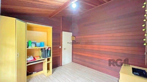 Casa em Porto Alegre, no bairro Ipanema, com 3 dormitório(s), e 3 banheiros