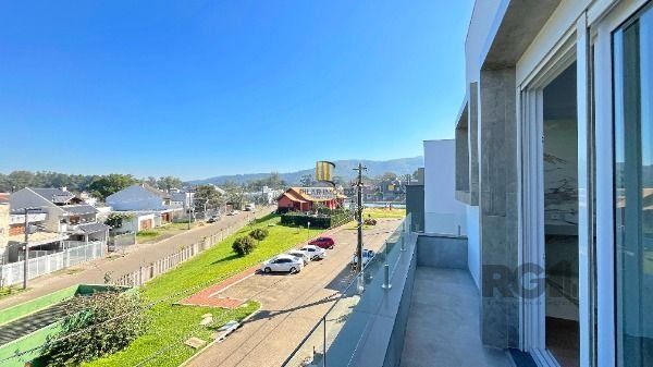Casa Condominio em Porto Alegre, no bairro Hípica, com 3 dormitório(s), e 3 banh