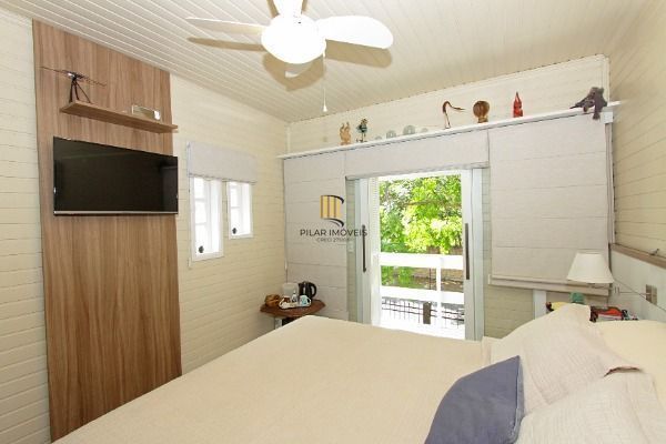 Sobrado para Venda - 208m², 3 dormitórios, sendo 1 suites, 4 vagas - Nonoai