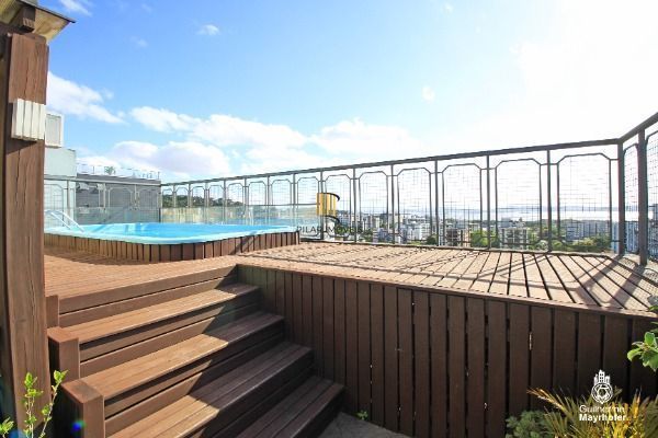 Cobertura para Venda - 191.59m², 3 dormitórios, sendo 1 suites, 2 vagas - Triste