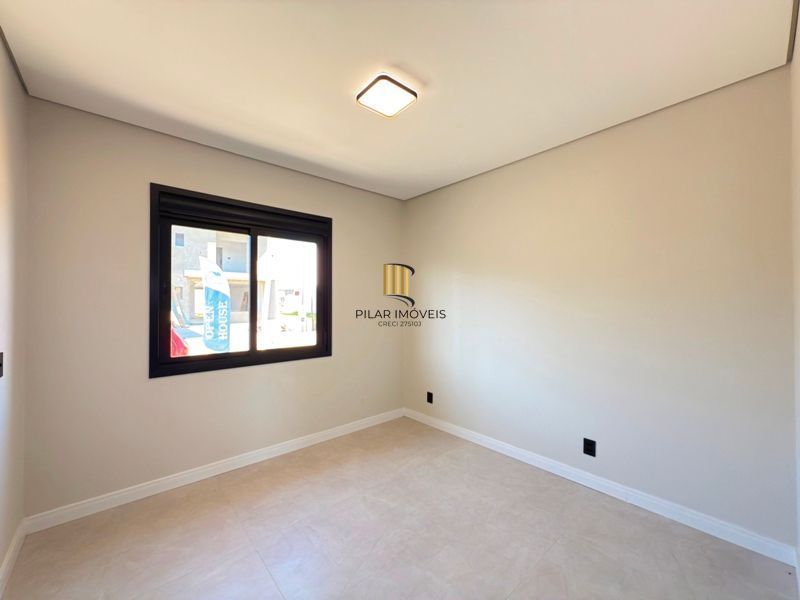 Espetacular Residência térrea com 3 dormitórios no bairro Hípica.