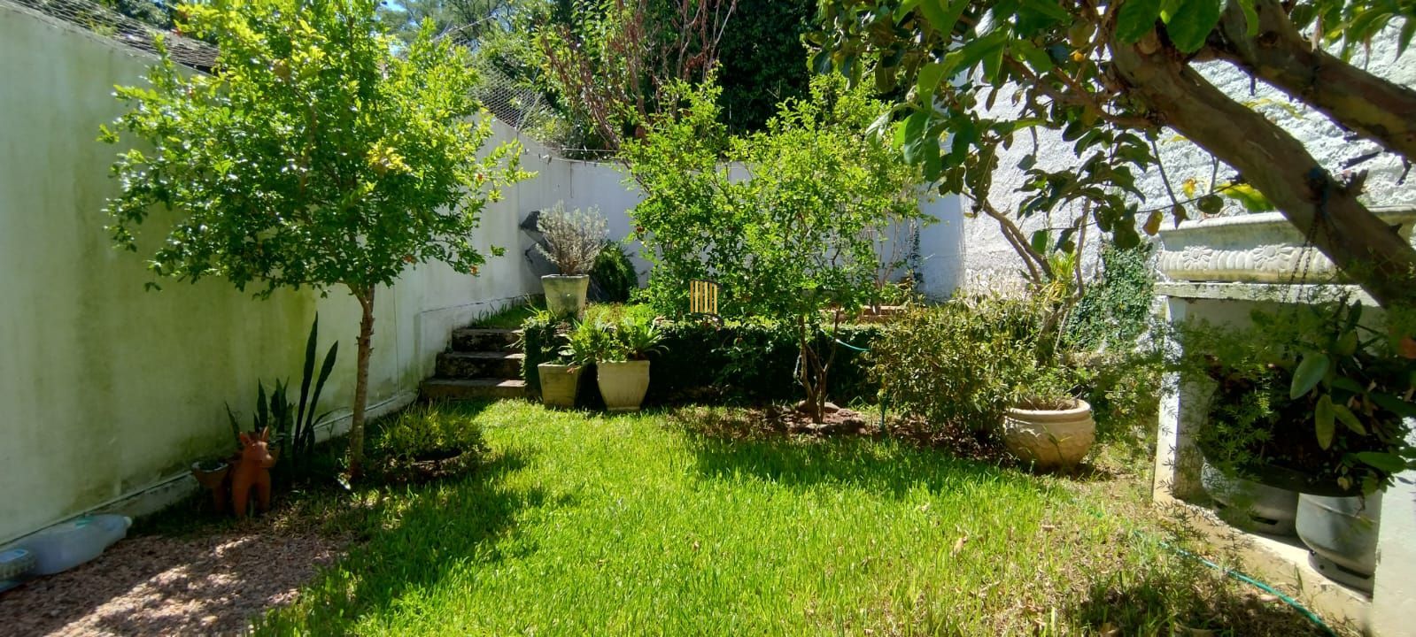 Linda Residência com 3 dormitórios, sendo 1 suíte á venda no Imperial Parque.