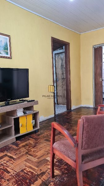 Casa para Venda - 85m², 3 dormitórios, 1 vaga - Ipanema