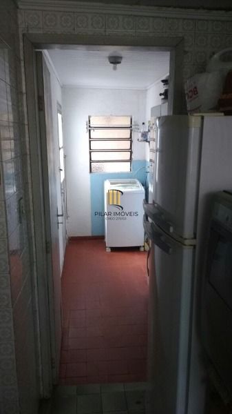 Casa para Venda - 220m², 3 dormitórios, 3 vagas - Santa Tereza