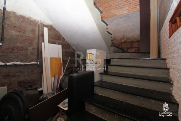 Casa para Venda - 1700m², 3 dormitórios, sendo 1 suites, 2 vagas - Vila Nova