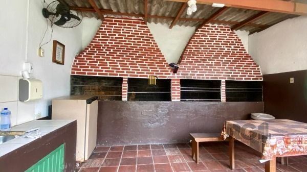 Apartamento em Porto Alegre, no bairro Vila Nova, com 1 dormitório(s), e 1 banhe