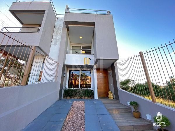 Casa para Venda - 172.26m², 3 dormitórios, sendo 2 suites, 2 vagas - Hípica