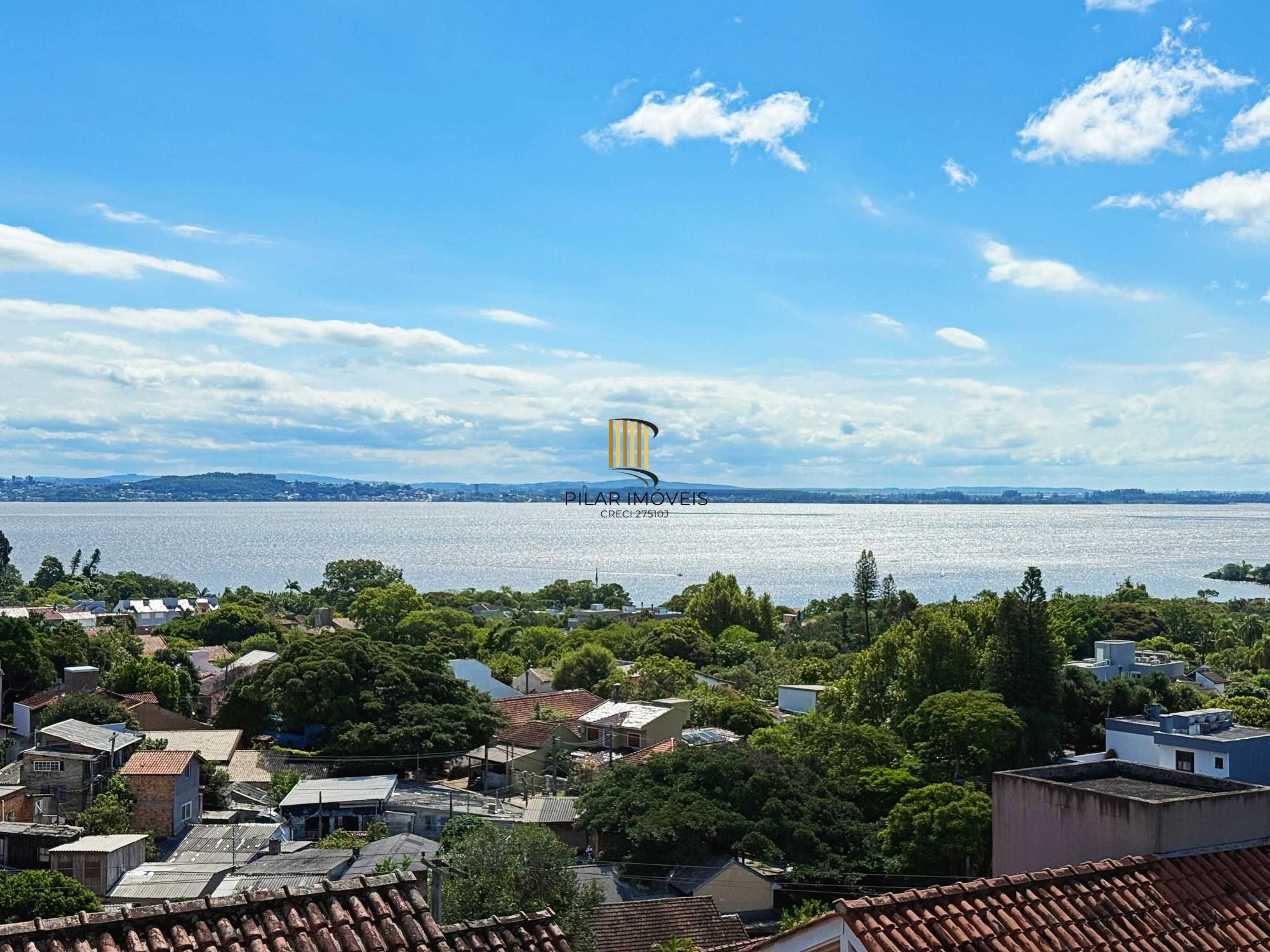 Casa de Condomínio 3 dormitórios no bairro Tristeza