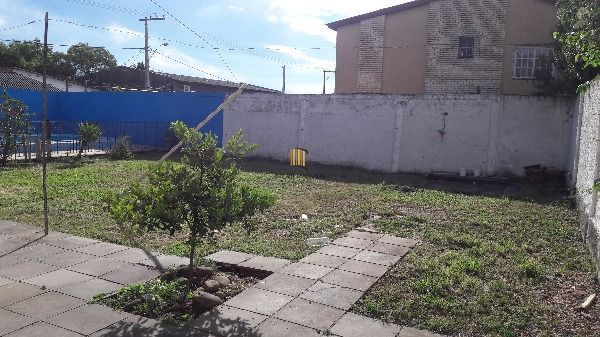 Casa em Porto Alegre, no bairro Aberta dos Morros, com 4 dormitório(s), e 4 banh