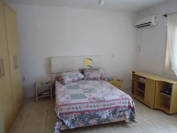 Casa Condominio para Venda - 235m², 3 dormitórios, sendo 1 suites, 2 vagas - Gua