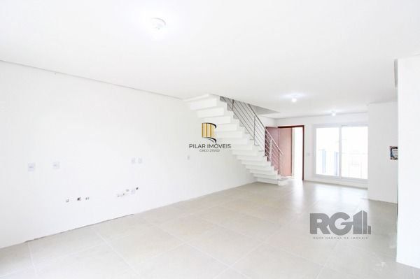 Casa em Porto Alegre, no bairro Vila Conceição, com 3 dormitório(s), à venda.