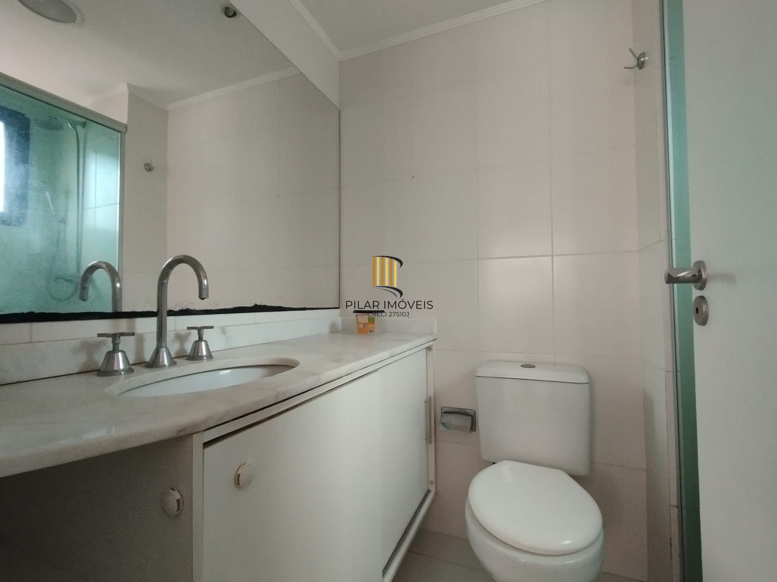 Apartamento com 3 Dormitórios, 2 vagas , uma quadra do Zaffari Otto