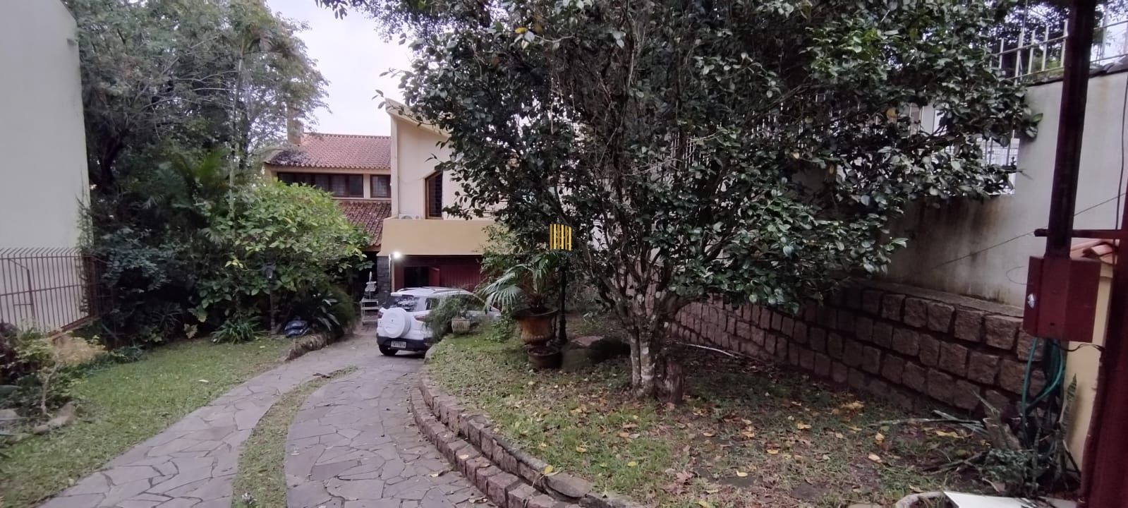Casa Residencial com vista incrível para o Rio Guaíba no bairro Vila Conceição.