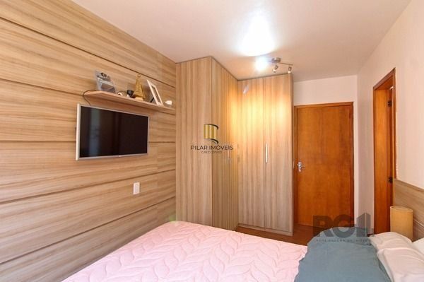 Casa Condominio em Porto Alegre, no bairro Tristeza, com 3 dormitório(s), e 3 ba