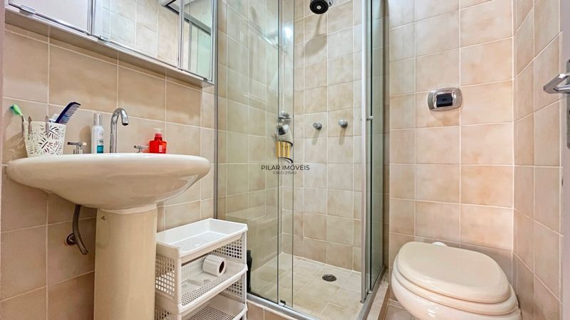 Apartamento com 2 dormitórios á venda no bairro Tristeza.