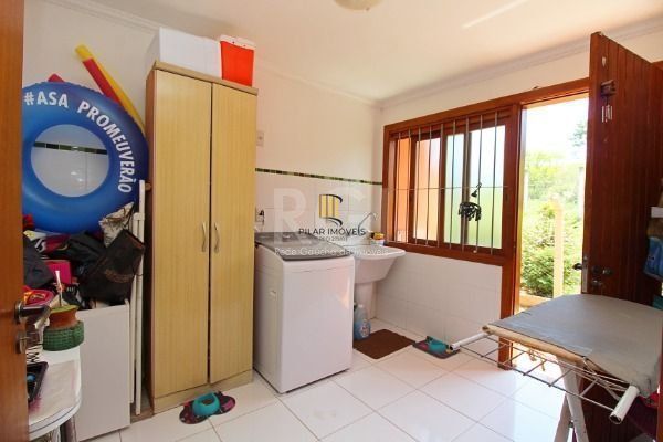 Casa Condominio em Porto Alegre, no bairro Glória, com 3 dormitório(s), e 3 banh