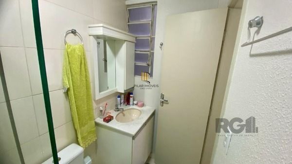 Apartamento em Porto Alegre, no bairro Vila Nova, com 1 dormitório(s), e 1 banhe