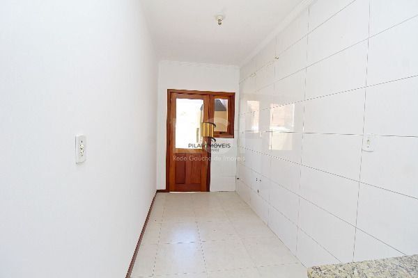 Casa em Porto Alegre, no bairro Aberta Dos Morros, com 3 dormitório(s), e 3 banh