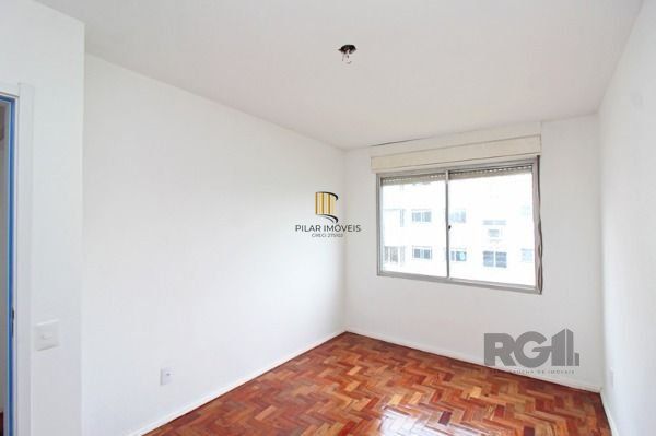 Apartamento em Porto Alegre, no bairro Tristeza, com 2 dormitório(s), e 2 banhei