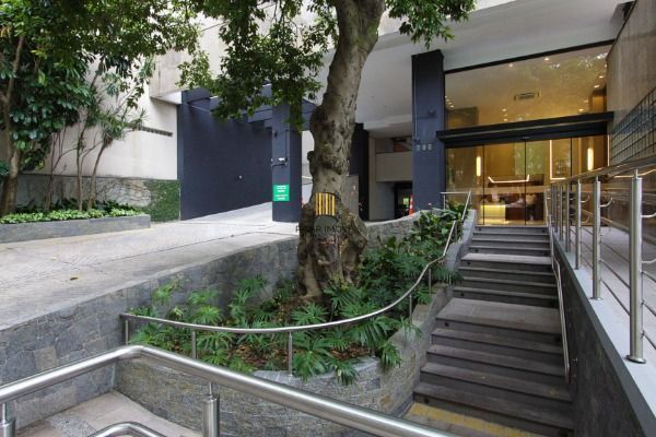 Conjunto/Sala em Porto Alegre, no bairro Rio Branco, à venda.