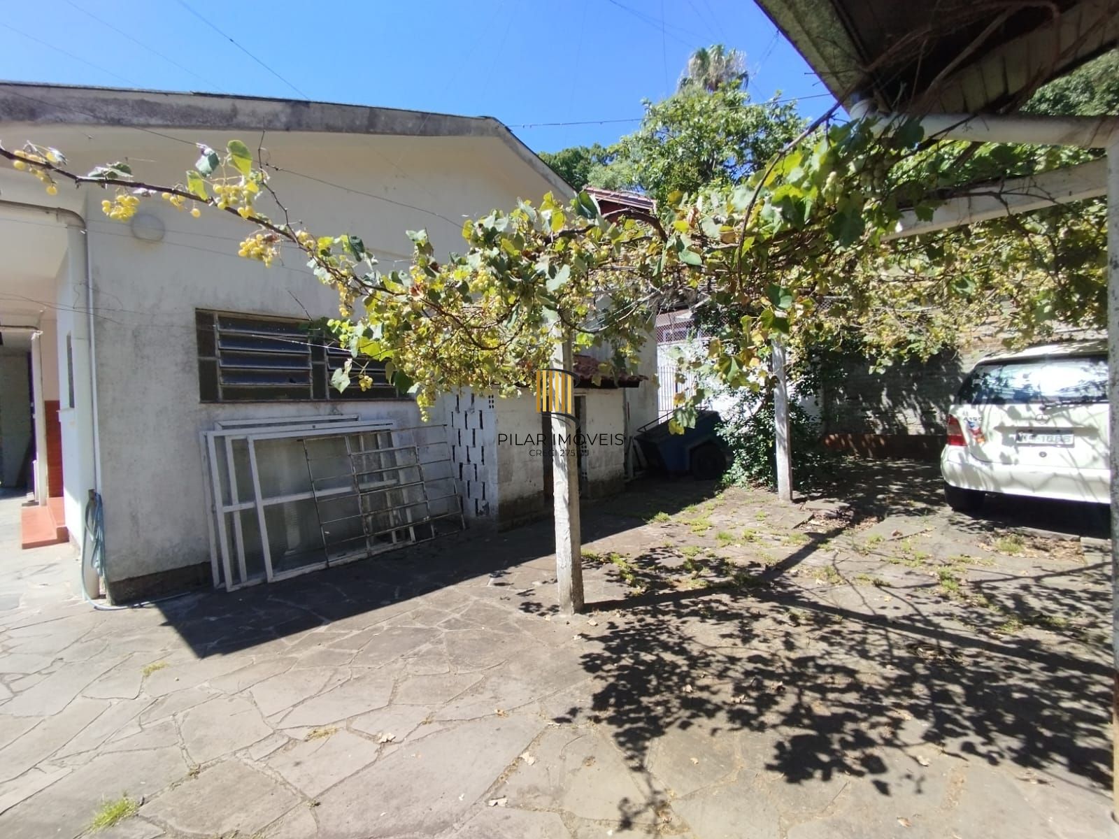 Casa 3 dormitórios no bairro Tristeza