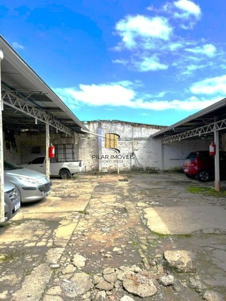 Terreno em Porto Alegre, no bairro Camaquã, à venda.